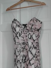 Women’s Pink Snake Print Sweetheart Strapped dress Size M  Worn Only Once