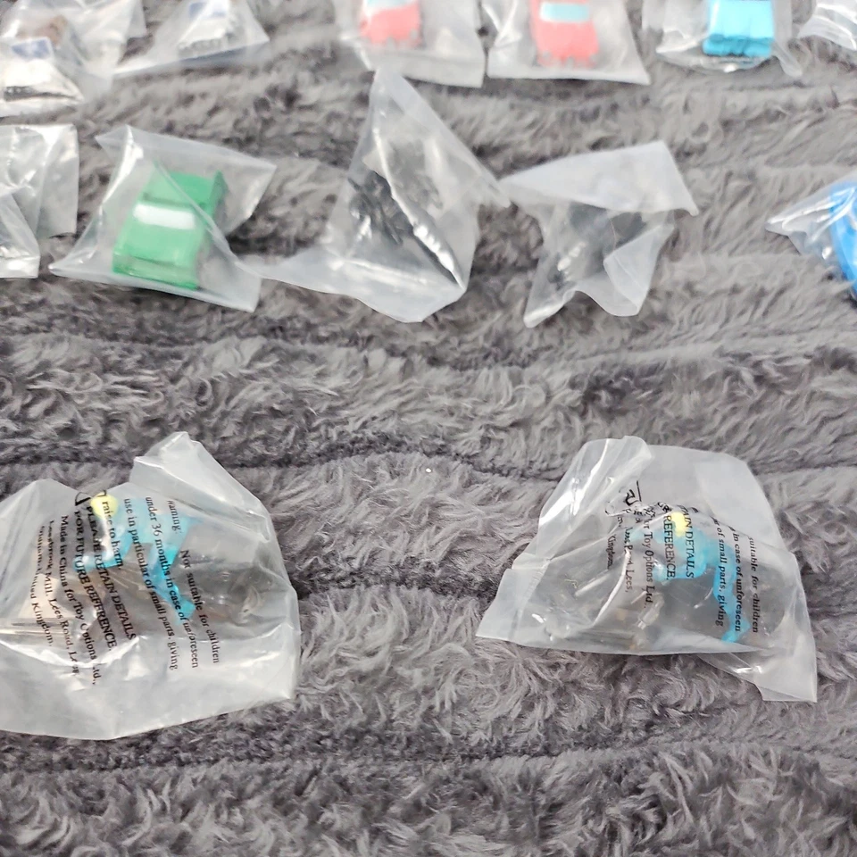 Micro Machines Bundle Cars 18pcs-9 Different-Galoob-LGT-1996- Sealed-See Pics-L2 - Image 2 of 4