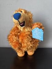 Bär im großen blauen Haus tanzt Cha Cha Cha...