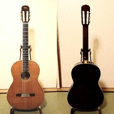 Guitare classique Yamaha style populaire Savarez nouvelles cordes entretenues
