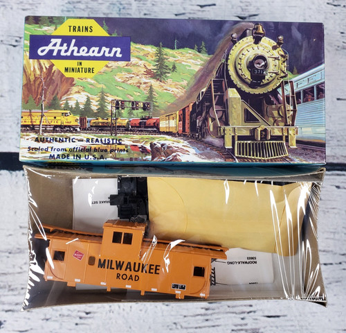 KIT de caboose de visión amplia Athearn escala HO 5378 Milwaukee Road MILW | Condition: New