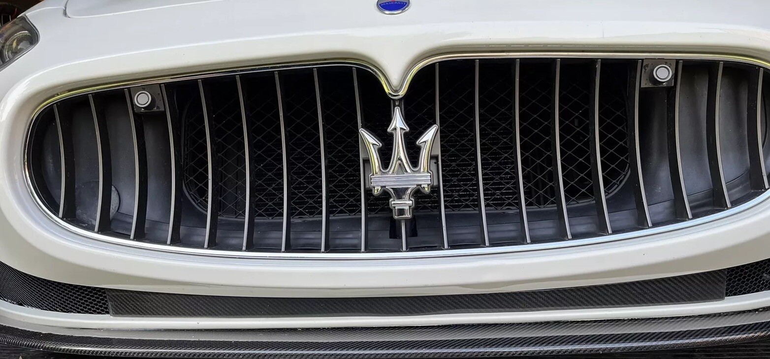08-2012 Maserati Granturismo/Cabrio Real Carbon Fiber Intake Valance Set