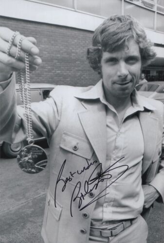 BRENDAN FOSTER HAND SIGNED 12X8 PHOTO OLYMPICS AUTOGRAPH MONTREAL 1976 2 - Picture 1 of 1