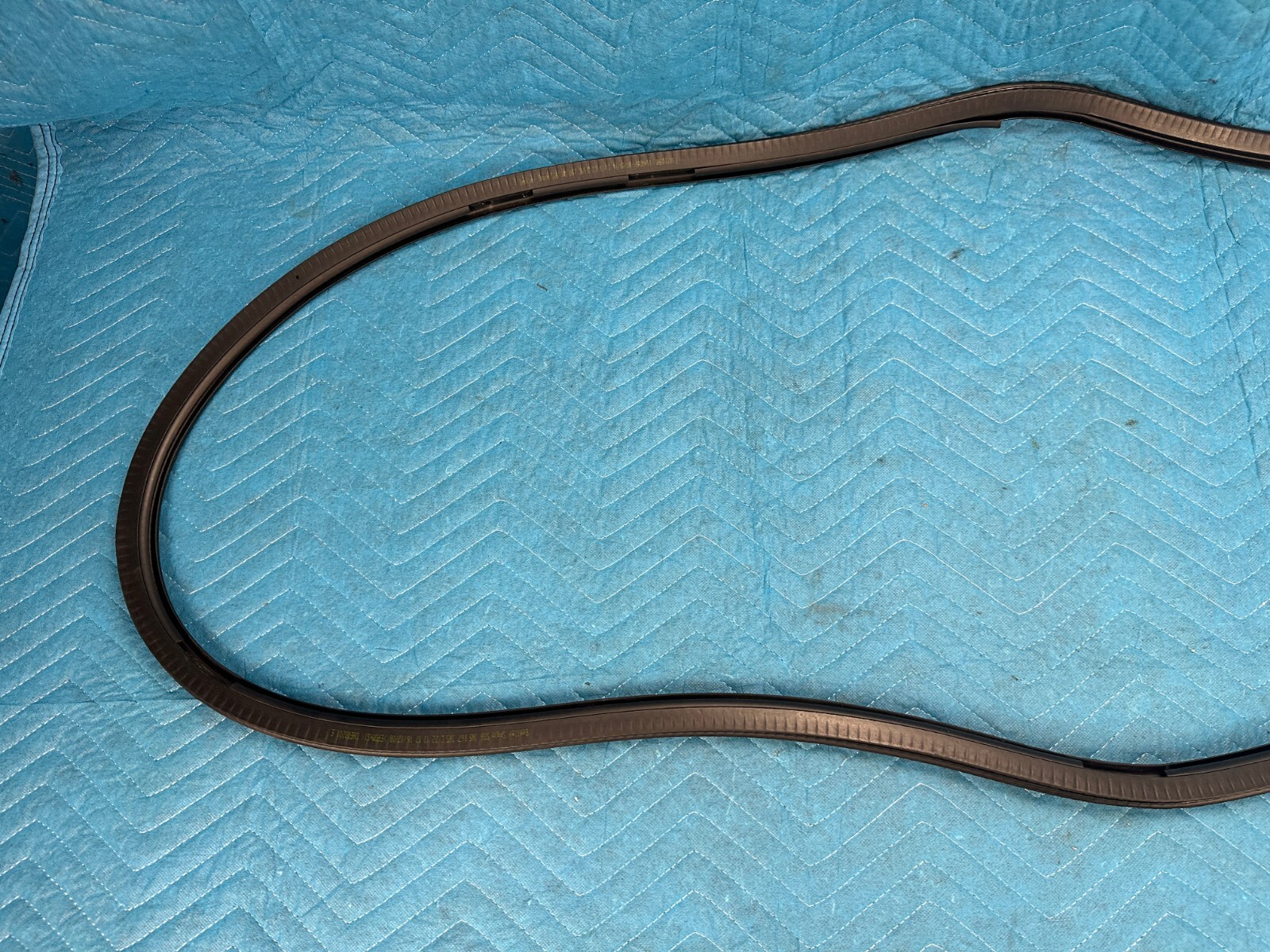 Bentley Flying Spur Front Driver's Door Inner Weatherstrip Seal 2006-2012 OEM