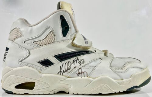 1994 LA Gear Catapult The Mailman Karl Malone Autographed Sneaker PSA Certified - Picture 2 of 8