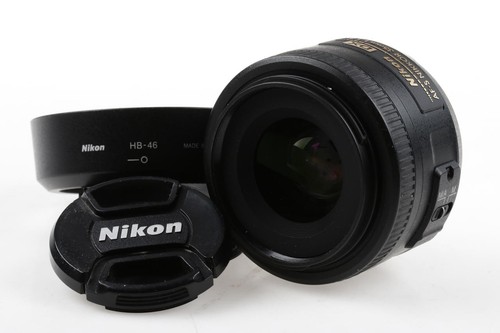 NIKON AF-S DX NIKKOR 35mm f/1,8 G DX - SNr: 3692995