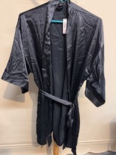 Women  s Victorias Secret Satin Like Black Kimono Robe New With Tags