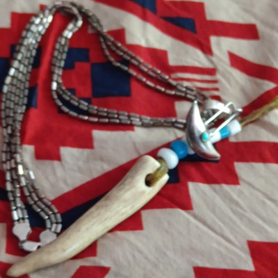 Sterling silver 3 strand necklace and navajo pendant vintage. 