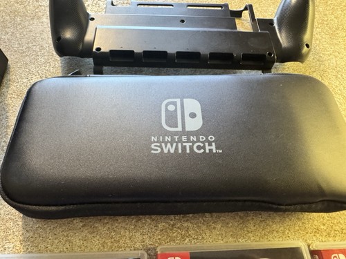 Nintendo Switch Grey Console - Picture 5 of 8