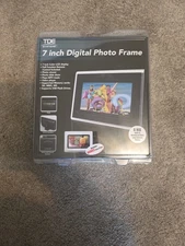 pandigital 7 inch digital photo frame