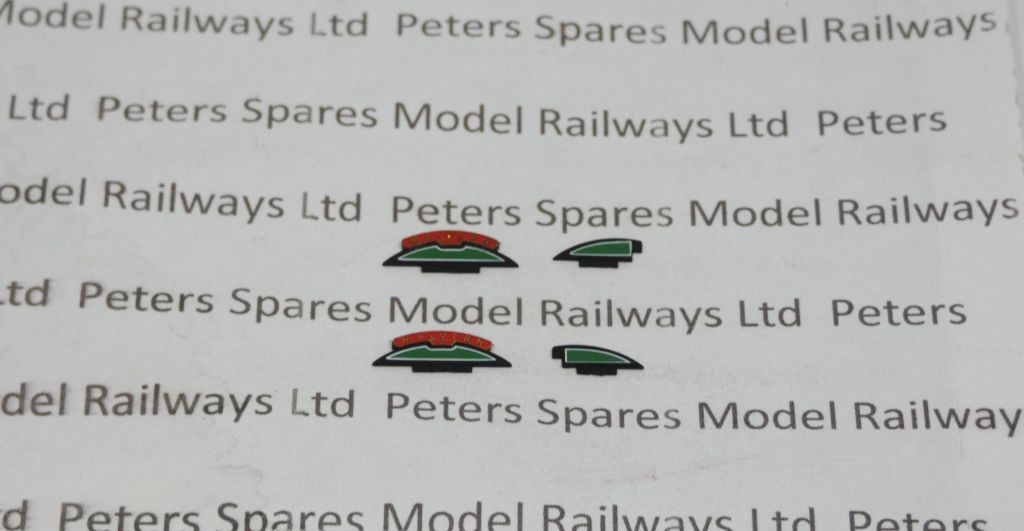 Dapol 116398 Schools N Gauge Nameplate And Wheelarch Set Malvern