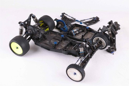 Two AE RC10B5M Lite || One Complete || One In Pieces || Box of Parts + New Body - Picture 4 of 8
