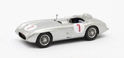 MATRIX SCALE MODELS - MERCEDES 300SLR #1 Sieger des Großen Preises von Schwed...