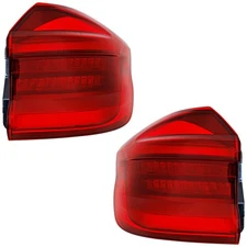 Tail Lights Taillights Taillamps Brakelights Set of 2  Driver & Passenger Pair