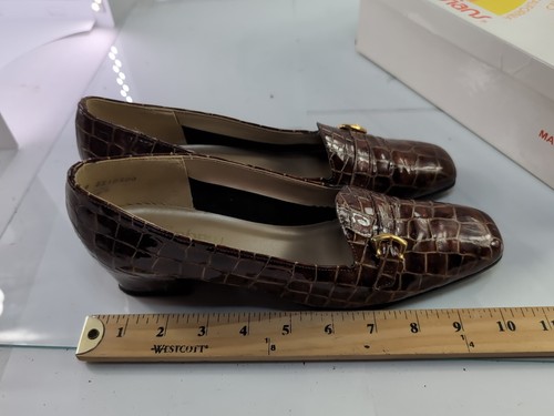 NWB: VTG California Magdesians Patent Tortoise w/ Buckle Womens Heel Pump, 9 SS - Picture 13 of 14