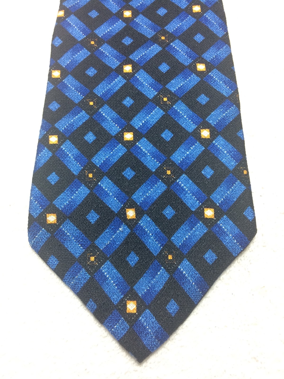 Picture 1 of 4