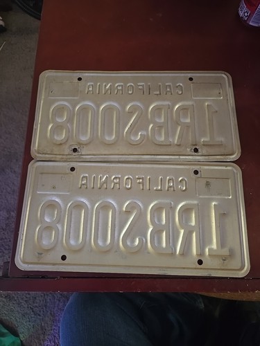 Pair Of California Blue Yelllow License Plates - Picture 2 of 2
