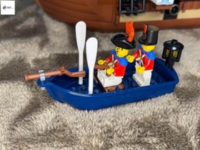 LEGO Pirates Brickbeard's Bounty 6243 In 2009 Used Retired Complete