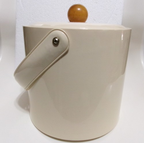 Vtg Georges Briard Beige VINYL ICE BUCKET Vanilla White Color Wood Finial U.S.A. - 第 1/13 張圖片