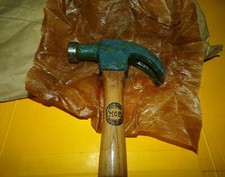 OUTIL MILITAIRE MARTEAU MODELE TL-39 DE FABRICATION FRANCAISE MOB DE 1960 DANS S