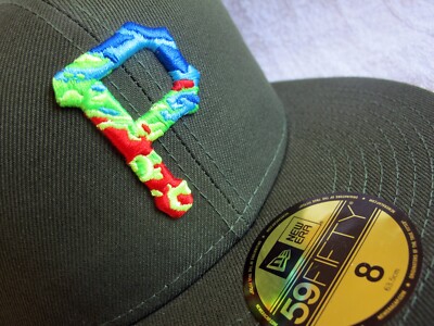 Pittsburgh Pirates ''Alien vs Predator'' New Era 59FIFTY Fitted Cap sz 8 hat