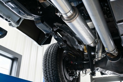 MBRP 4" ESCAPE NEGRO PARA 17-25 FORD F250 F350 SUPERDUTY 6.2L 7.3L 6.8L S5247BLK - Imagen 5 de 12