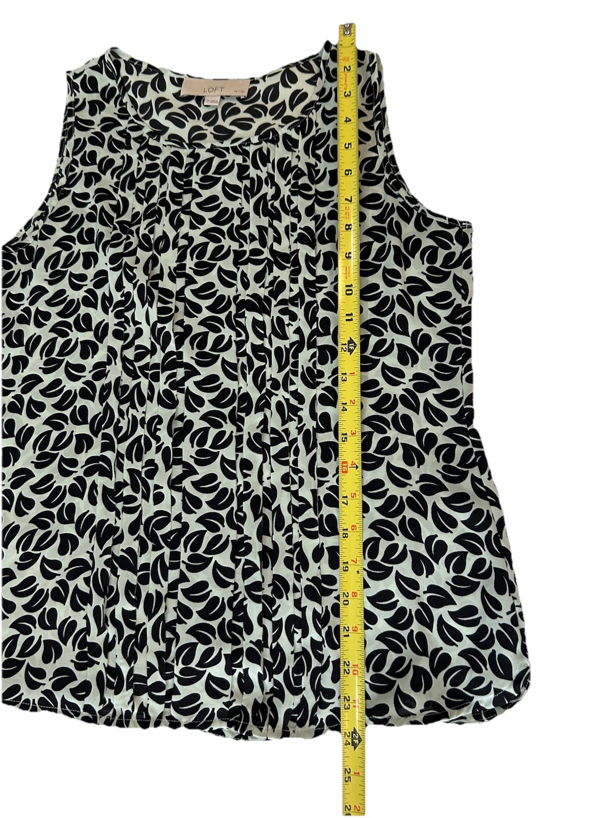 Loft Green & Black Leaf Pattern Pleated Front Sle… - image 3