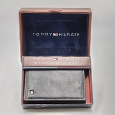 Tommy Hilfiger Slim Card Case with Clip & Valet. Brand NEW. 