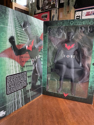 DC Direct Batman Beyond Deluxe Collector Figure 1/6 Scale Rare In Stock - Bild 2 von 24