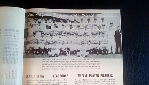 Vintage 1964 Los Angeles Dodgers Baseball Yearbook Sandy Koufax - Picture 8 of 11
