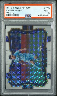 2017-18 Panini Select Lionel Messi Field Level White /99 #255 PSA 9