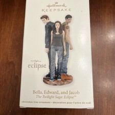 Bella, Edward  Jacob, Twilight Saga: Eclipse Hallmark Keepsake Ornament
