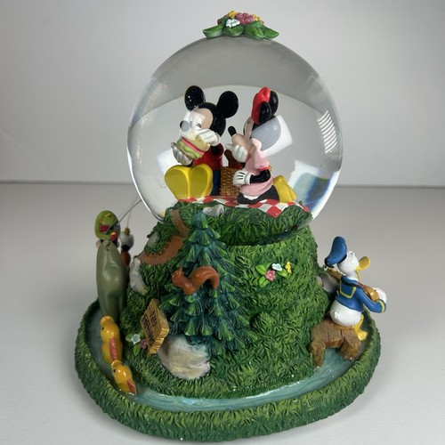 Disney Mickey Mouse & Friends PICNIC DAY Old Summer Musical Snow Globe Fishing  - Picture 3 of 8