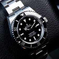 Rolex Submariner 41mm Black Dial — Ref. 124060 — 2022 — Complete Set W/White Tag