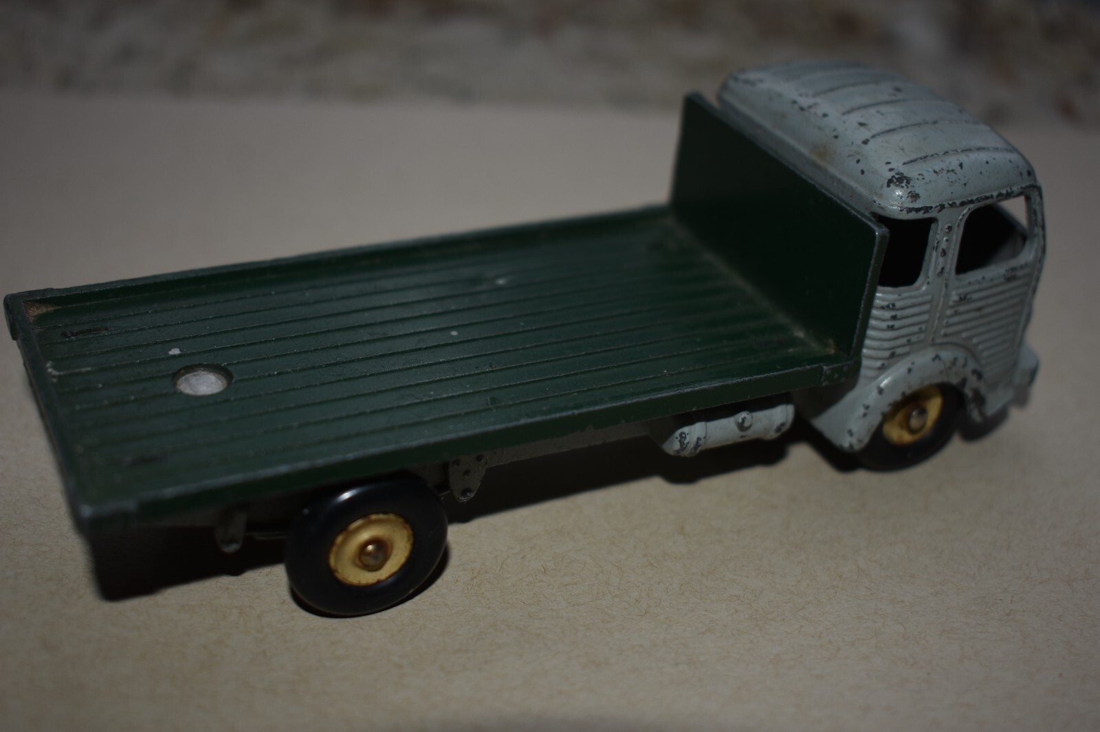 Picture 2 of 3