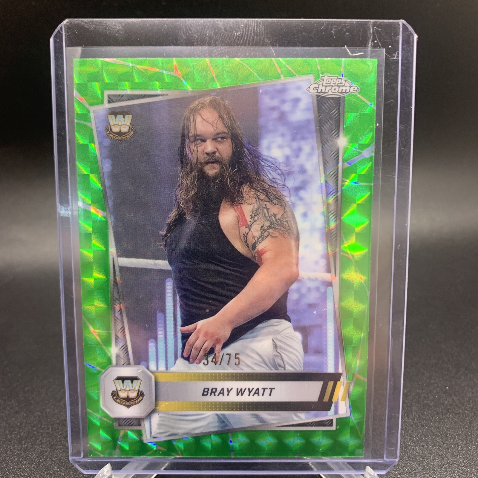 BRAY WYATT 2025 TOPPS CHROME WWE NEON GREEN GEOMETRIC REFRACTOR /75 ✅