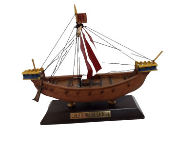 2 Stück ''CHRISTOPHE DE LA TOUR'', ein Zierboot in der Größe 10x7 cm