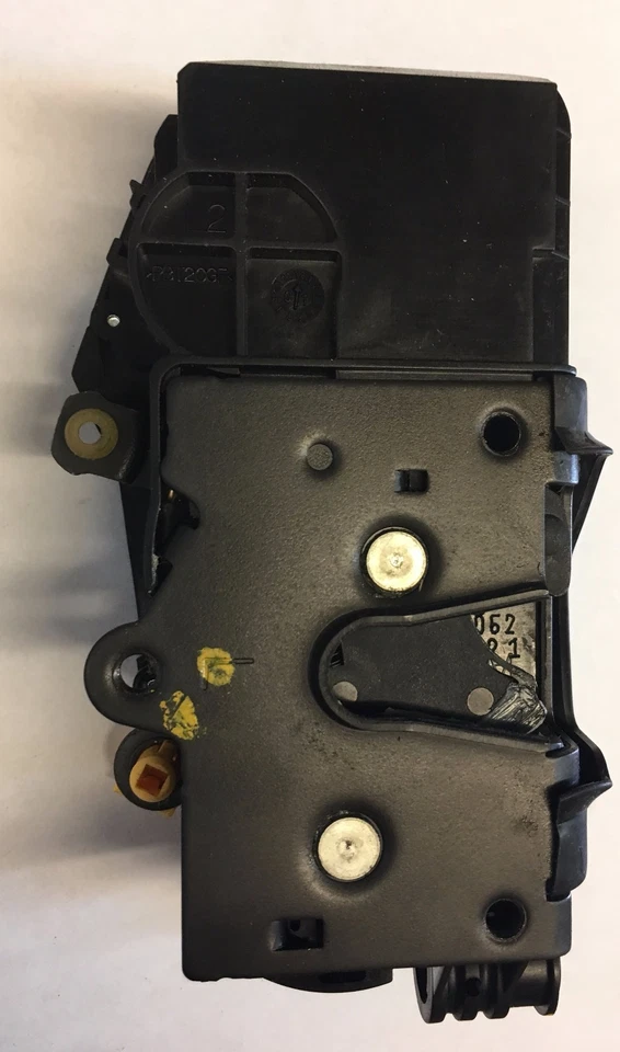 MOTOR ACTUADOR PESTILLO CERRADURA PUERTA (NUEVO GM) DELANTERO IZQUIERDO SE ADAPTA A CADILLAC CTS 2003-07 Foto 3 de 4