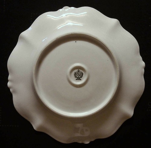P.T. BAVARIA TIRSCHENREUTH Roses Floral Pattern 21.5cm / 8.5" PLATE @Very good@ - Picture 2 of 2