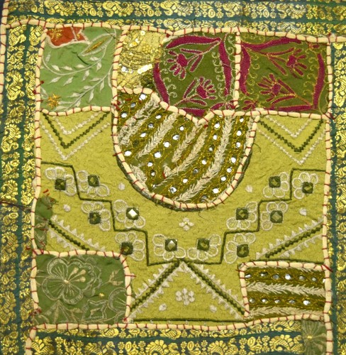 Vintage Look Pillow Cover Multi-Color Tapestry Patchwork Embroidery. i17-305 - Picture 3 of 7