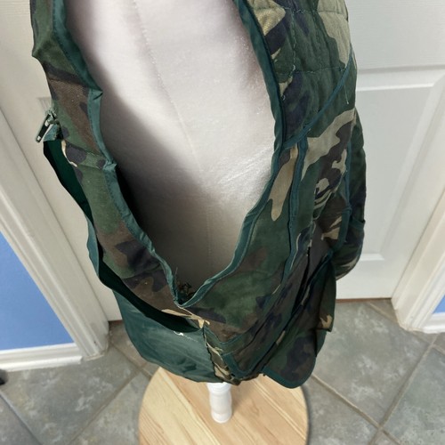 Game Winner Sportswear Game Hunting Camo Vest Adult Size Medium Utility Pockets - Picture 10 of 17