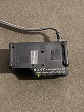 Sony HandyCam Camcorder AC-V25B AC Power Adapter Battery Charger VTR TESTED