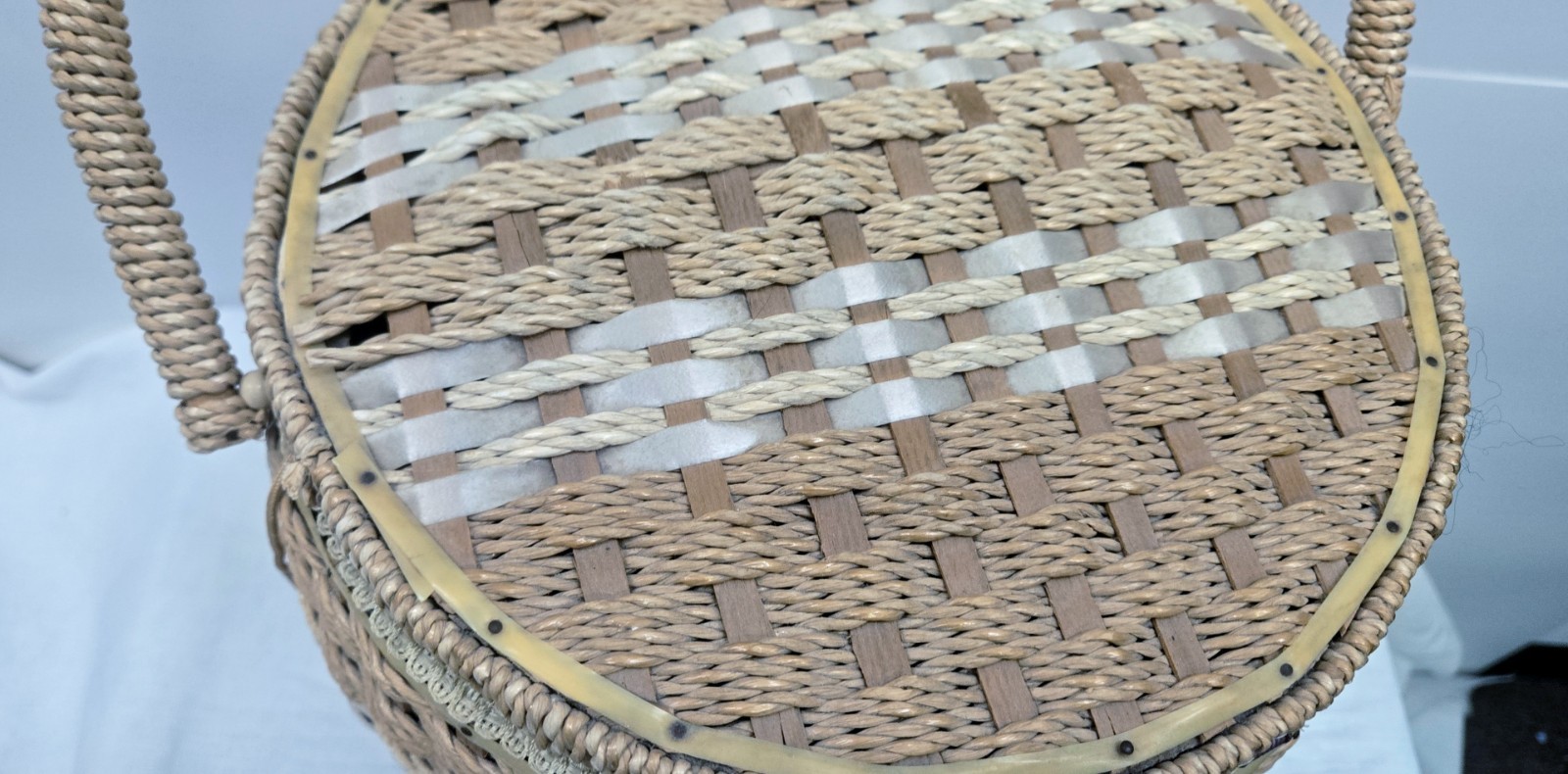 Vintage Dritz Large Round MCM Sewing Basket Woven Wicker Organizer Tray