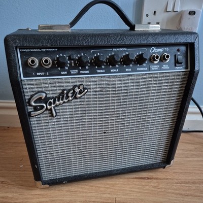 Squier Champ 15 Gitarrenverstärker Fender Übungsverstärker 15W Combo 2 Eingänge