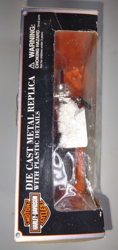 Harley Davidson Motorcycles 2000 FXSTD Softail Deuce Series 9 Collectible - Picture 6 of 7