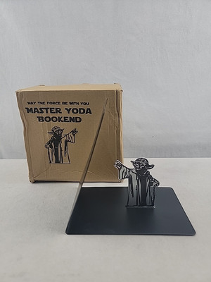 Star Wars Yoda Metal Bookend Tall NWT