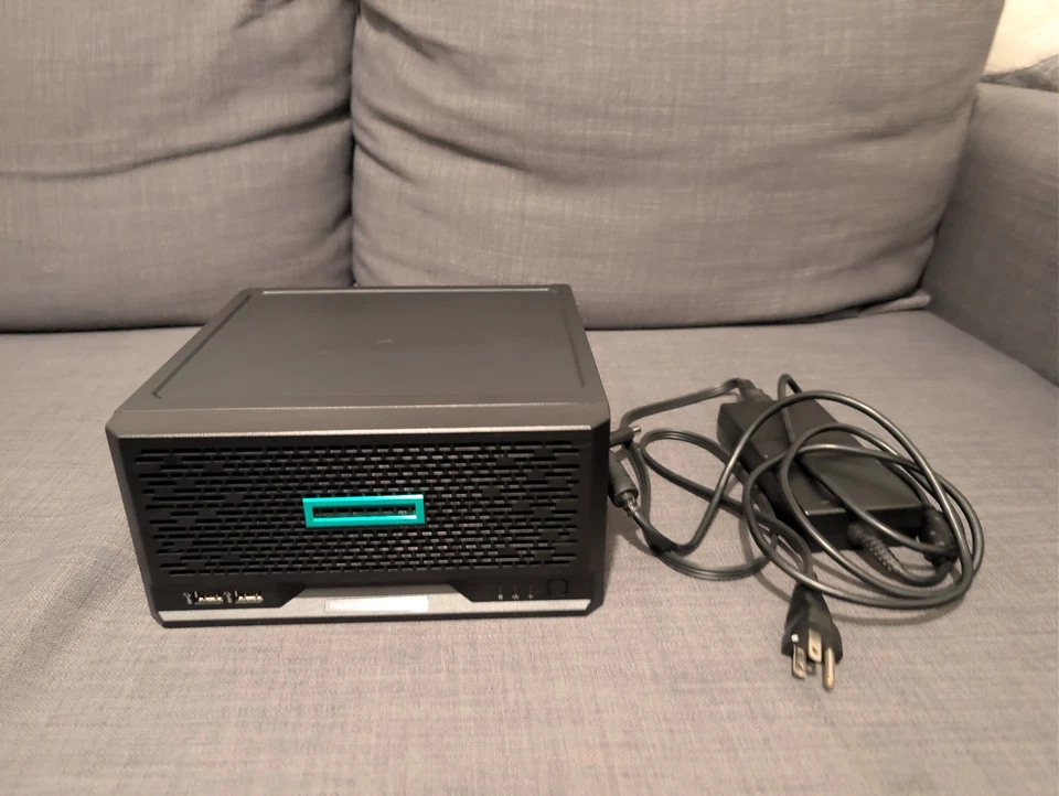 HP ProLiant MicroServer Gen10 Plus V2 Server Xeon-E-2314/16GB DDR4/2TB HDD - Image 3 of 4