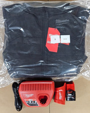 New Milwaukee M12 Axis Black Heated Vest Kit Size S Model M300b-21s