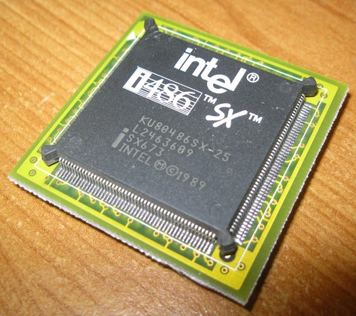 Intel 486SX 25 MHz (KU80486SX-25) SX673 socket 3 processor