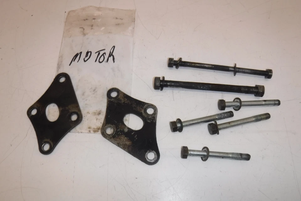 Suzuki TC185 1974 soporte de montaje del motor del motor Foto 2 de 3